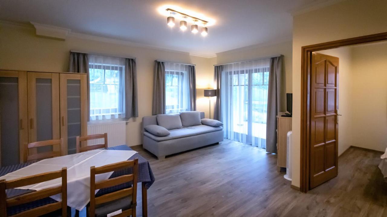 Ozkut Apartmanhaz Olmod Exterior photo