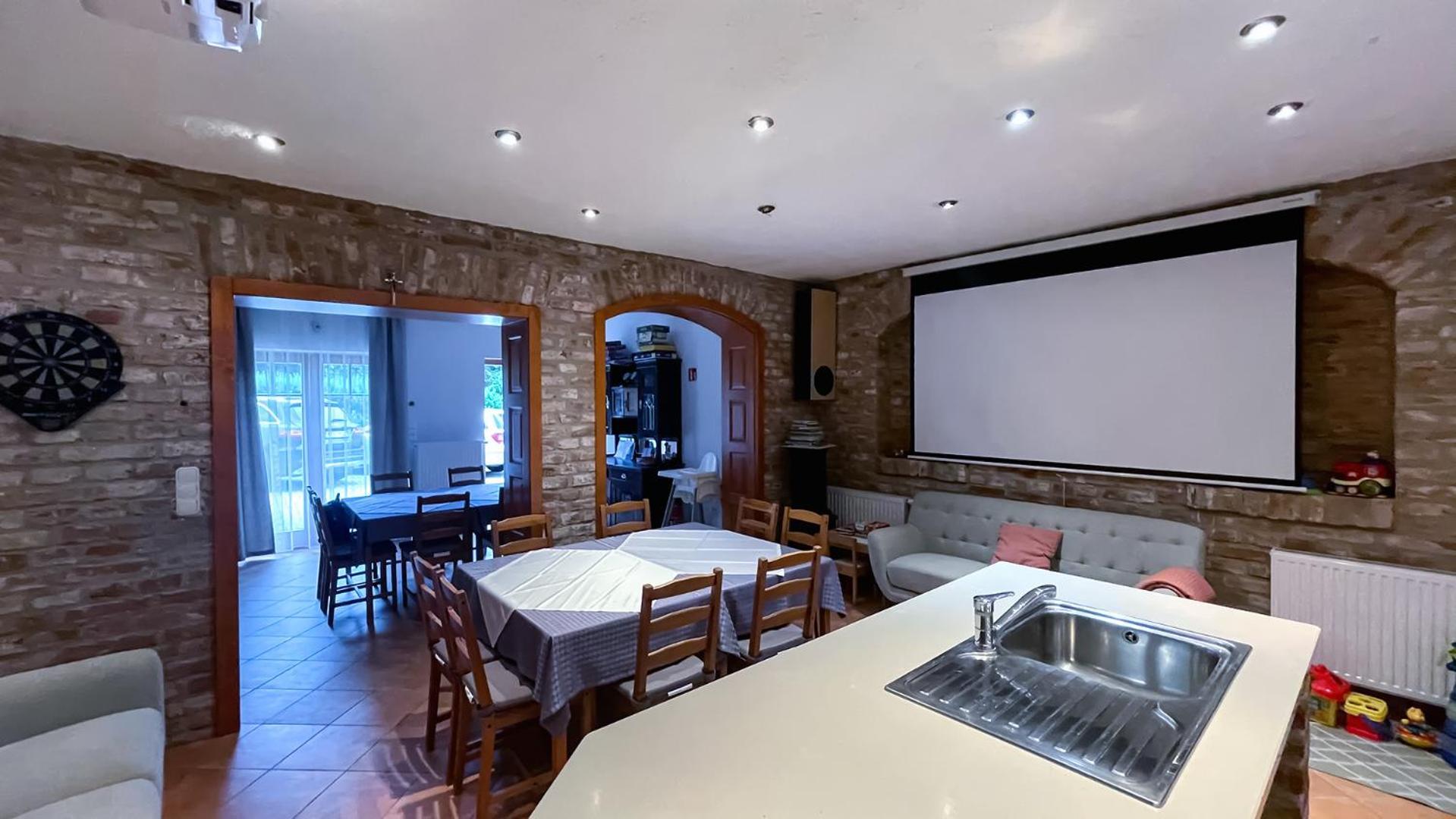 Ozkut Apartmanhaz Olmod Exterior photo