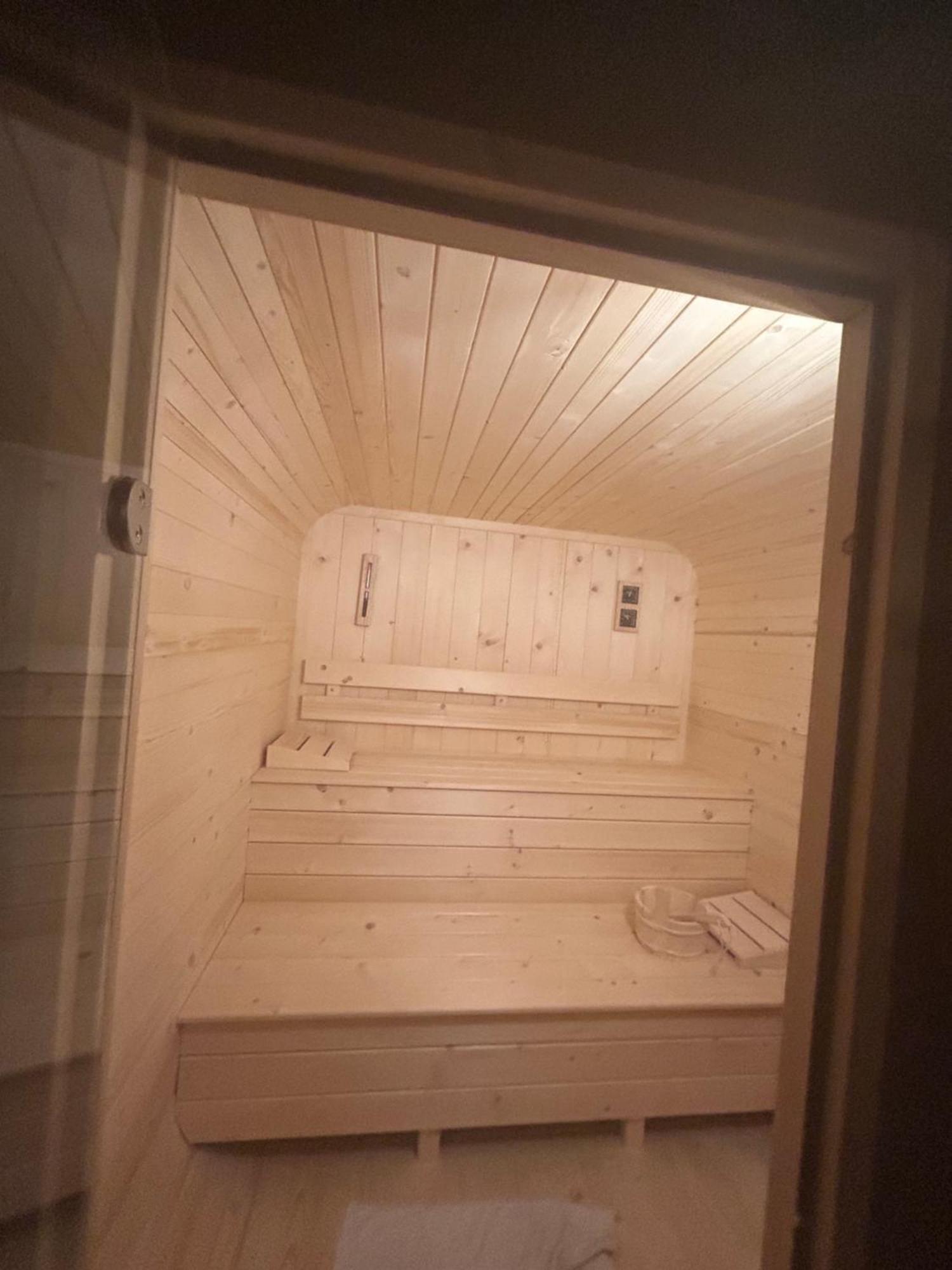 Ozkut Apartmanhaz Olmod Exterior photo